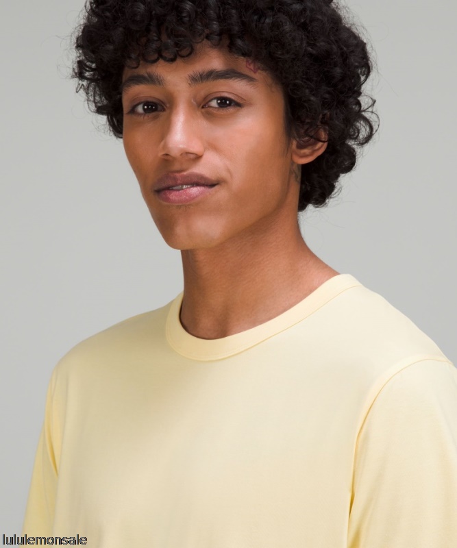 Lululemon Deutschland DELULU784 | Lululemon Deutschland Caprese Gelb Das Fundamentale T-shirt